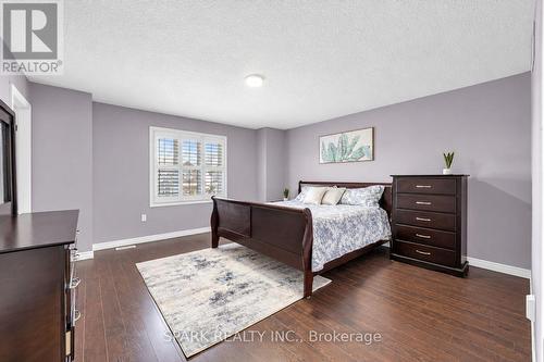 4 Cutts Crescent, Hamilton, ON 