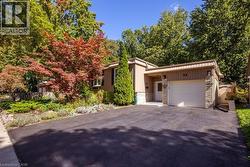 32 BEECHWOOD Avenue Brantford, ON N3R 6Z2