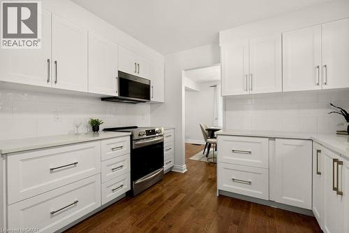 32 Beechwood Avenue, Brantford, ON 