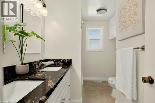 32 Beechwood Avenue, Brantford, ON 