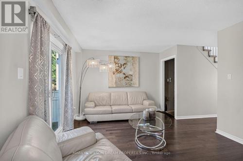 85 Houlahan Street, Ottawa, ON 