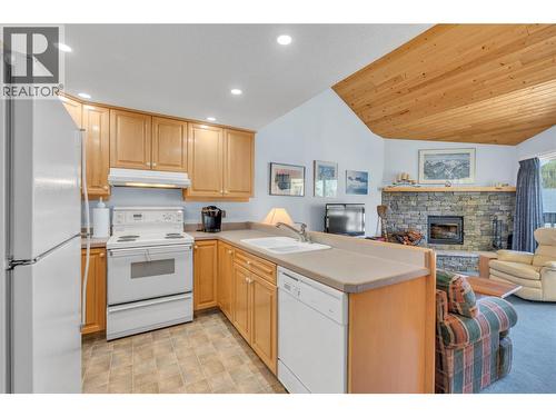 330 Strayhorse Road Unit# 318, Apex Mountain, BC 