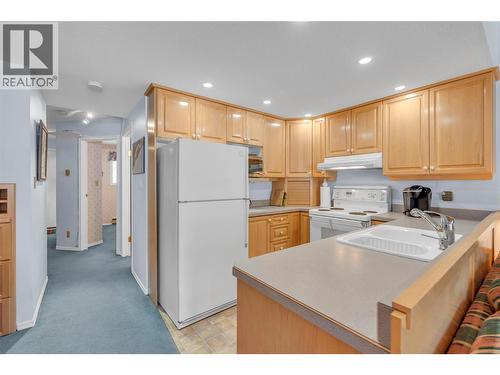 330 Strayhorse Road Unit# 318, Apex Mountain, BC 