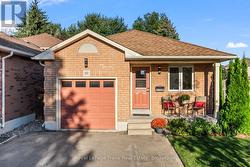 97 FIRWOOD AVENUE Clarington (Courtice), ON L1E 3B3
