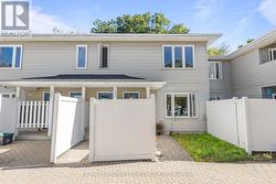 G - 1035 CUMMINGS AVENUE Ottawa, ON K1J 9K5