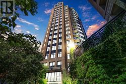 414 - 235 KENT STREET Ottawa, ON K2P 1Z9