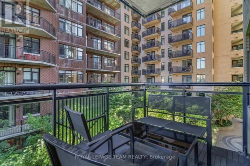 414 - 235 Kent Street, Ottawa, ON 