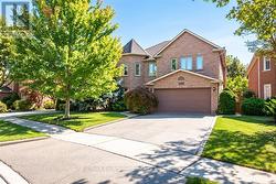 1348 FIELDCREST LANE Oakville (Ga Glen Abbey), ON L6M 2W8