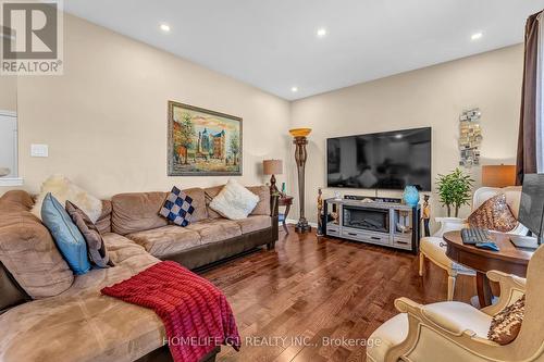 889 Challinor Terrace, Milton, ON 