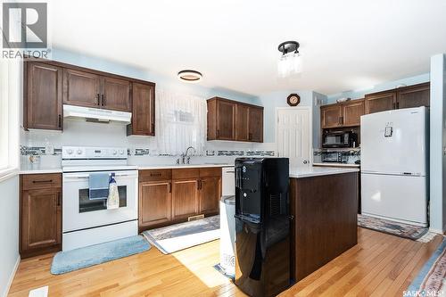 163 Blakeney Crescent, Saskatoon, SK 