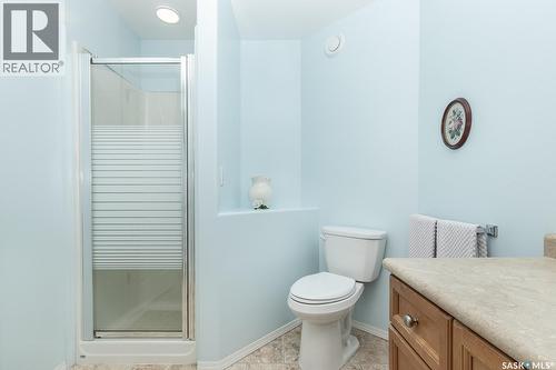 163 Blakeney Crescent, Saskatoon, SK 