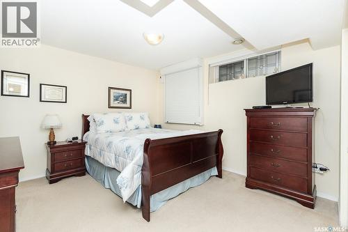 163 Blakeney Crescent, Saskatoon, SK 