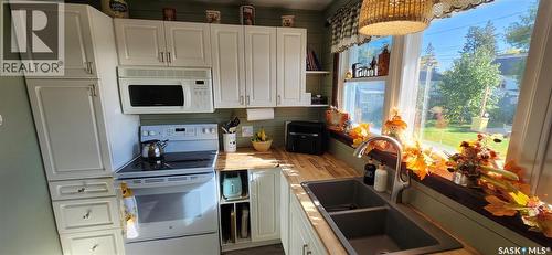 2005 8Th Street, Rosthern, SK 