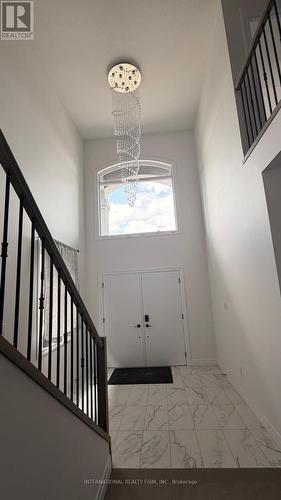 MAIN & UPPER - 891 DARNLEY BOULEVARD , London South, Ontario N6M 0L9 4