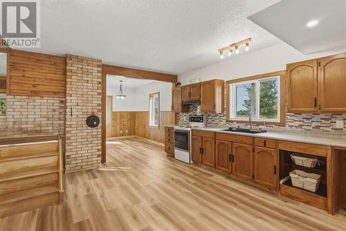 2319 Dayton Rd, Huron Shores, ON 