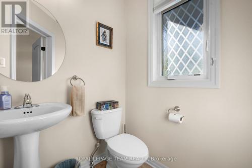 716 Brian Good Avenue, Ottawa, ON 