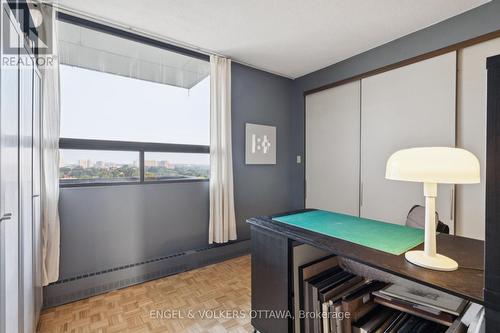 8A - 400 Laurier Street E, Ottawa, ON 