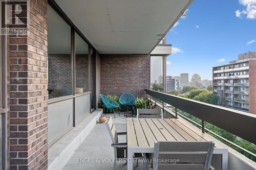 8A - 400 Laurier Street E, Ottawa, ON 