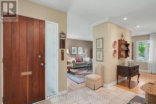 Foyer - 1174 Cameo Drive, Ottawa, ON 