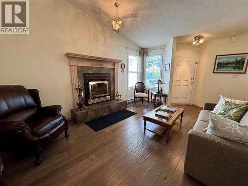7559 Columbia Avenue Unit# 4, Radium Hot Springs, BC 