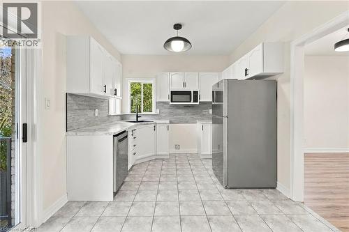 15 Dalrymple Drive, Waterdown, ON 