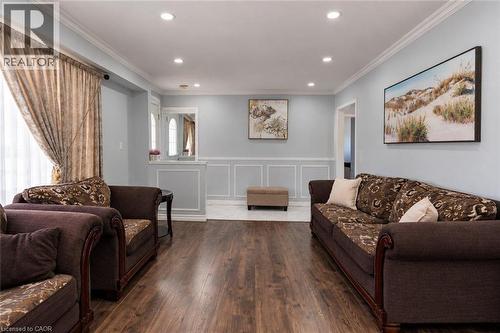 33 Bellingham Drive, Hamilton, ON 