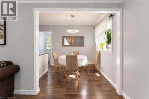33 Bellingham Drive, Hamilton, ON 