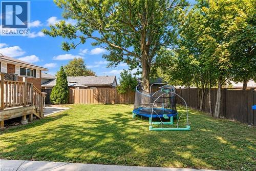 33 Bellingham Drive, Hamilton, ON 