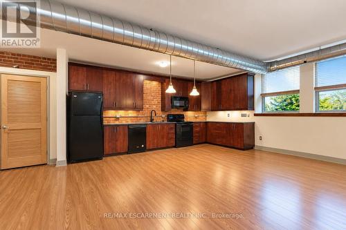 16 - 357 Hunter Street W, Hamilton, ON 