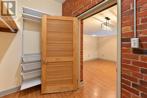 16 - 357 Hunter Street W, Hamilton, ON 
