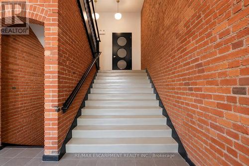 16 - 357 Hunter Street W, Hamilton, ON 