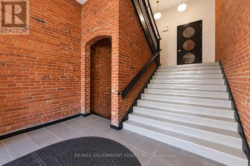 16 - 357 Hunter Street W, Hamilton, ON 