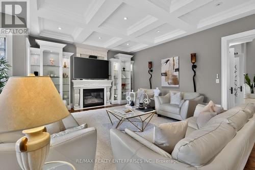 2513 Sharon Crescent, Mississauga, ON 