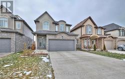 UPPER - 6045 ERNEST CRESCENT Niagara Falls, ON L2H 0H9