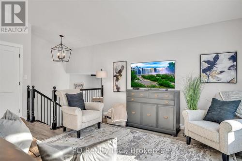 4 Queen Street N, Kawartha Lakes (Omemee), ON 