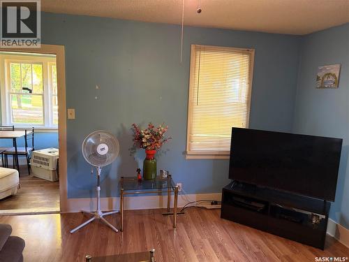417 3Rd Avenue, Semans, SK 