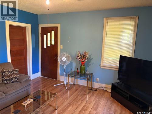 417 3Rd Avenue, Semans, SK 