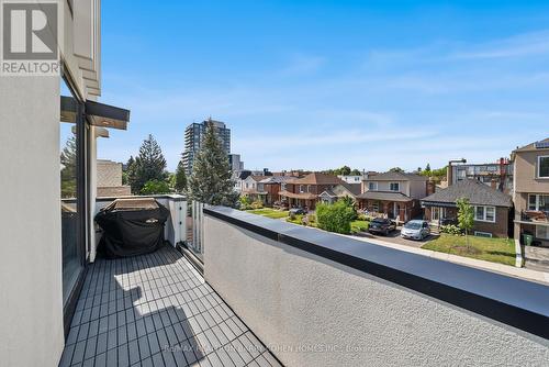 33 Lanark Avenue, Toronto, ON 