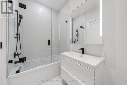 33 Lanark Avenue, Toronto, ON 