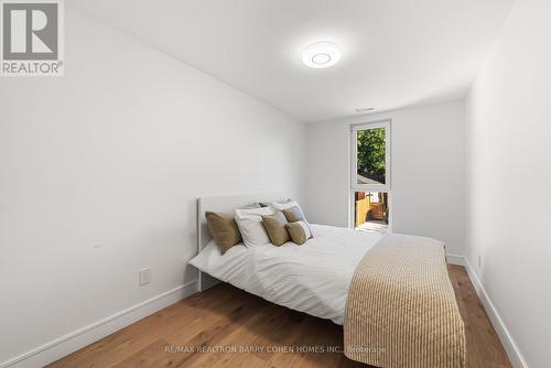 33 Lanark Avenue, Toronto, ON 