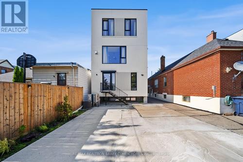33 Lanark Avenue, Toronto, ON 