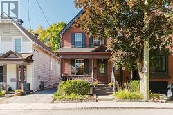 679 COOPER STREET Ottawa, ON K1R 5J3