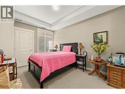 Second bedroom. - 