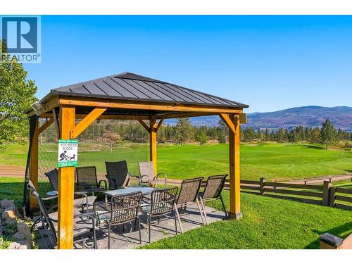Community hang out with your pets. - 3545 Carrington Road Unit# 108, West Kelowna, BC 