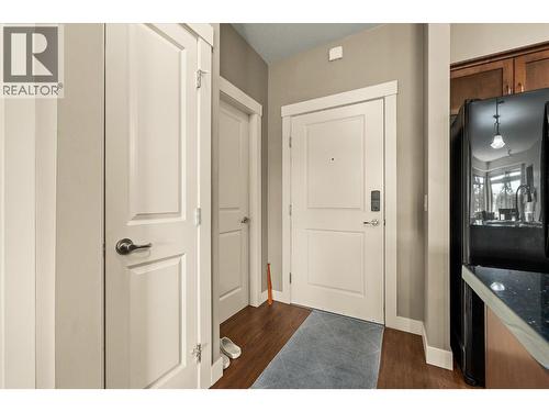 Enter this beautifully maintained condo. Feel more like a townhouse.. - 3545 Carrington Road Unit# 108, West Kelowna, BC 