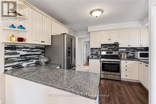 33 Bellingham Drive, Hamilton, ON 