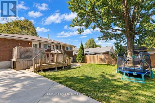 33 Bellingham Drive, Hamilton, ON 