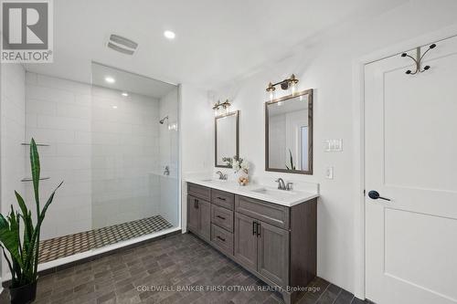 6780 Third Line Road S, Ottawa, ON 