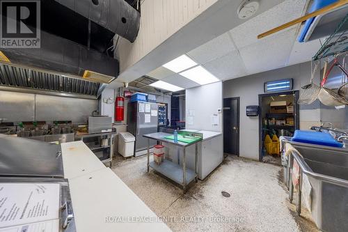 9 Clappterton Street, Barrie, ON 