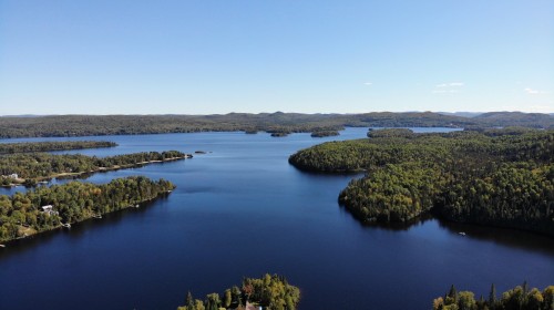 Vue sur l'eau - Ch. St-Laurent, Saint-Michel-Des-Saints, QC 